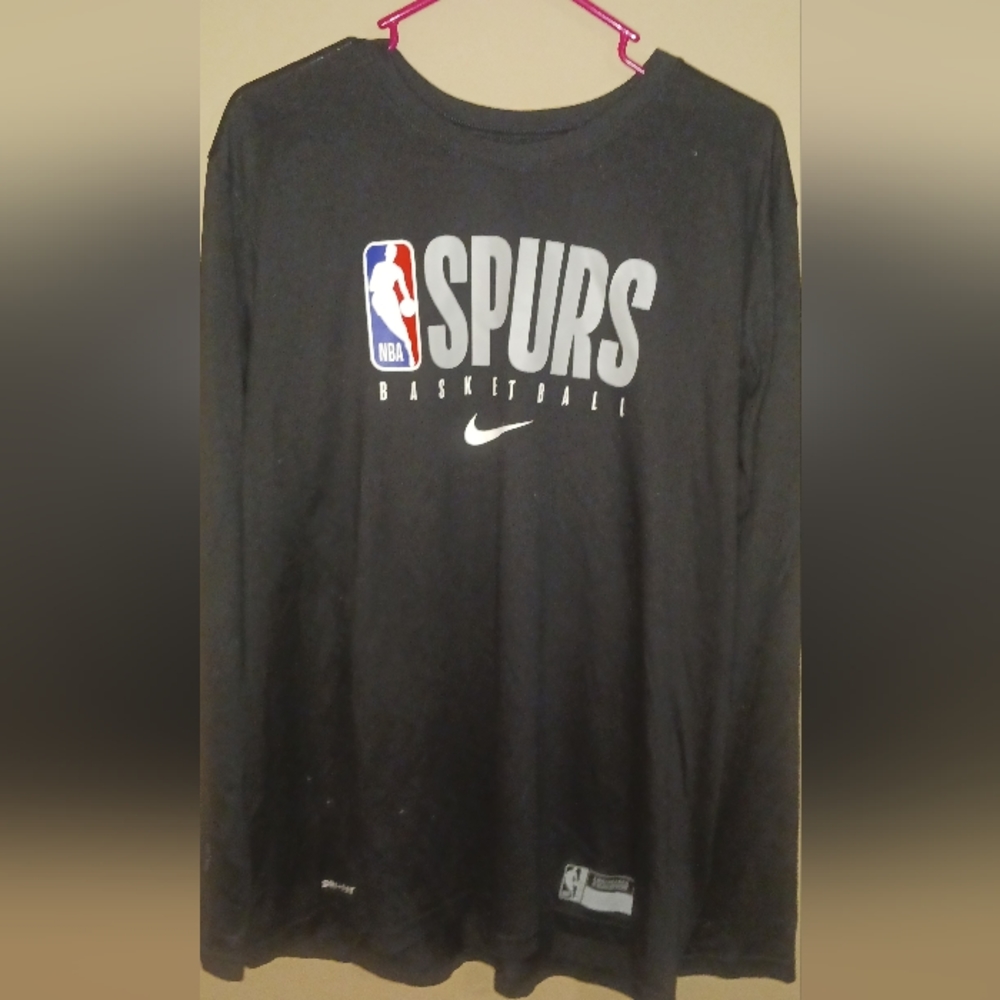 Spurs / dryfit Nike shirt